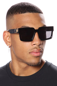 Keep It Real Sunglasses - Black